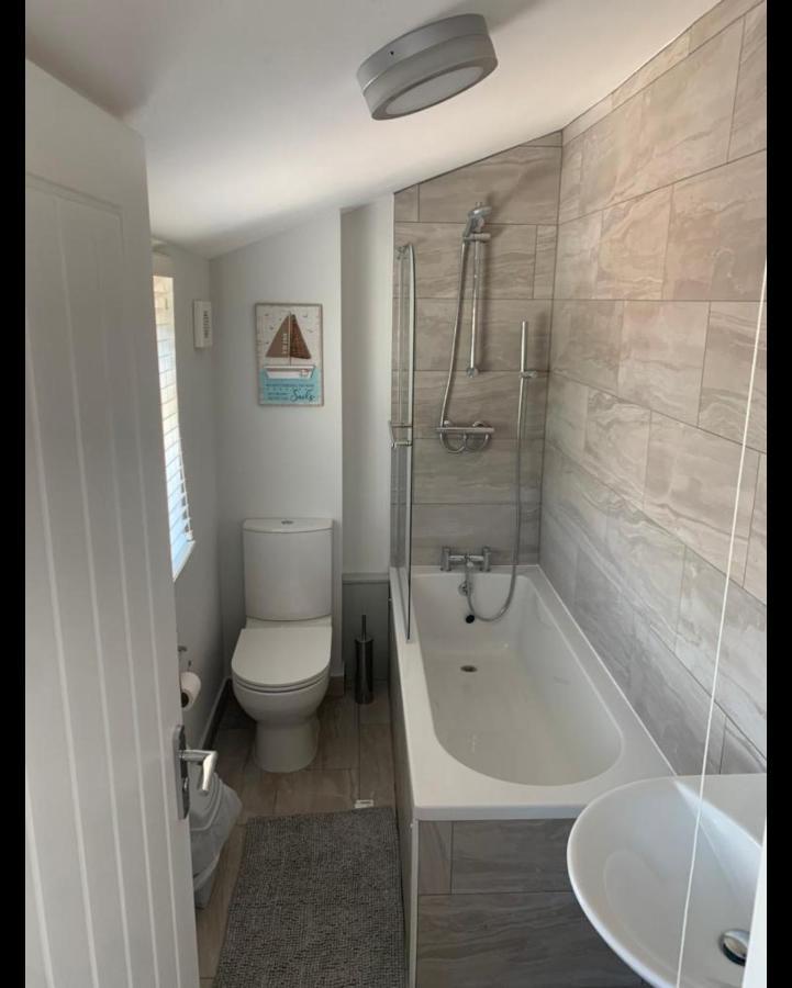 Beautiful Room In Apartment Near Town Centre Rugby Eksteriør bilde